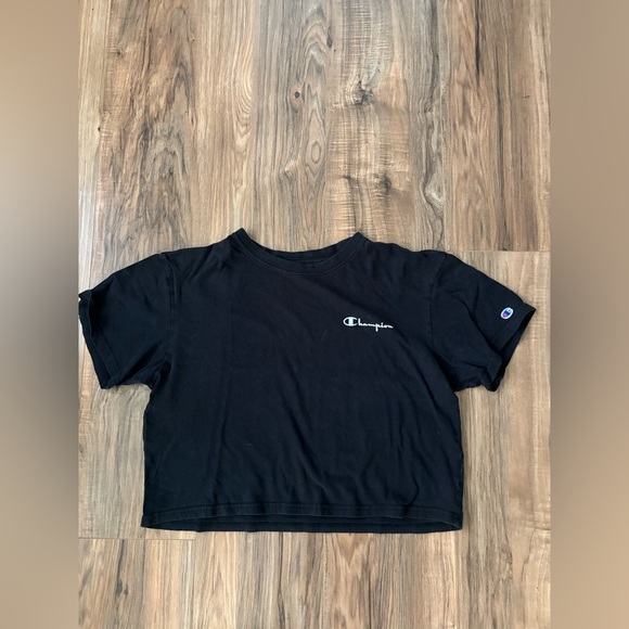 Champion Crop Top - Picture 2 of 3